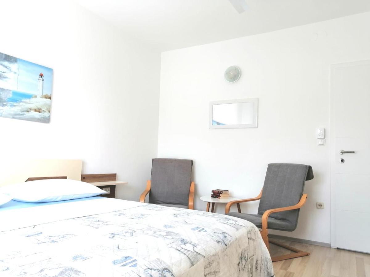 Lovely Sea View House In Malinska Island Krk エクステリア 写真