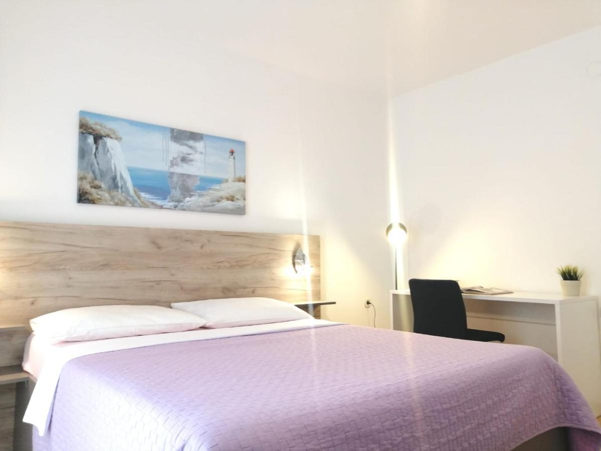 Lovely Sea View House In Malinska Island Krk エクステリア 写真